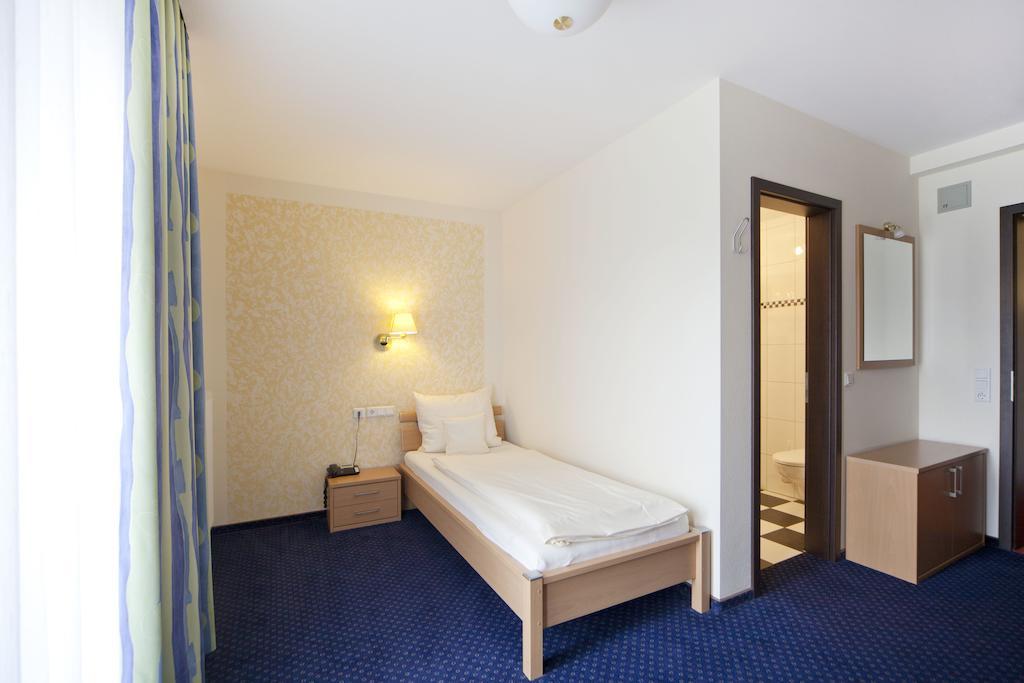 City-Hotel フリーゾイテ 部屋 写真