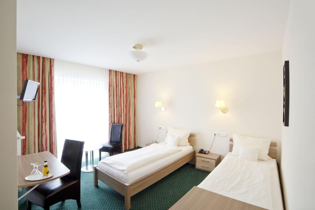 City-Hotel フリーゾイテ エクステリア 写真